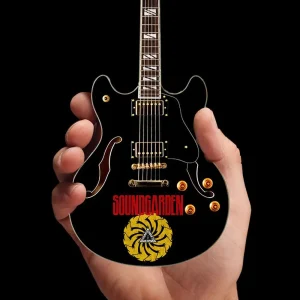 Guitarra en miniatura Chris Cornell - Axe Heaven